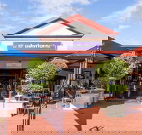 The Belmont Tavern - Geraldton Accommodation