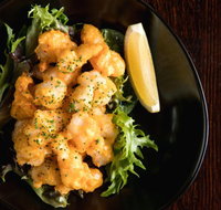 Arthur Waterhouse Lounge - Geraldton Accommodation