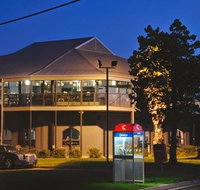 St Kilda Beach Hotel - Geraldton Accommodation