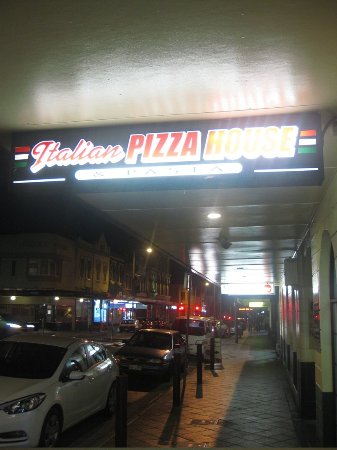 Italian Pizza House - Geraldton Accommodation 0