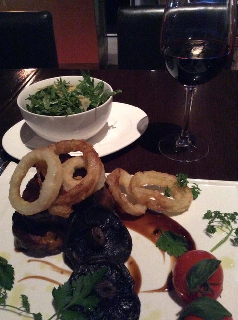 O Bar & Restaurant - Geraldton Accommodation 4