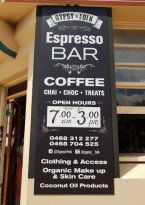 Gypsy N Folk - Geraldton Accommodation 3