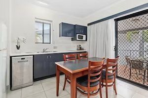 The Coffee House Apartments & Bistro - Geraldton Accommodation 12