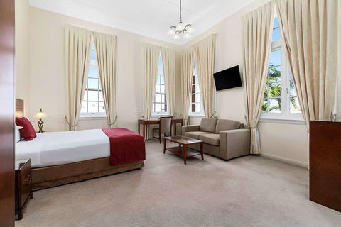 Quality Hotel Regent Rockhampton - Geraldton Accommodation 3