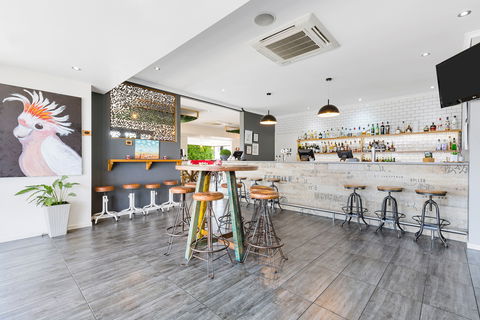 The Stirling Hotel Rockhampton - Geraldton Accommodation 3