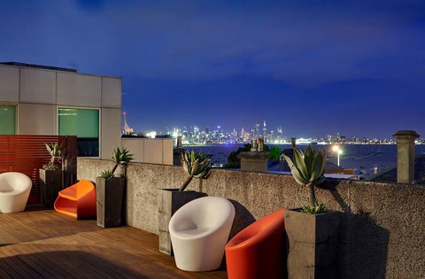 Punthill Williamstown - Geraldton Accommodation 1