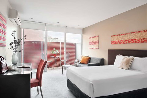 Punthill Williamstown - Geraldton Accommodation 12