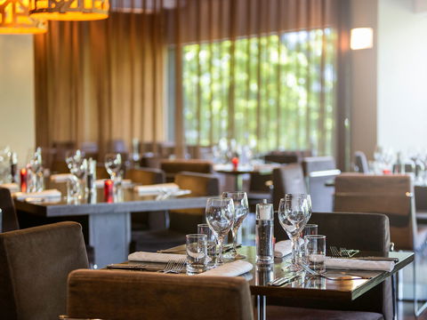 Novotel Canberra - Geraldton Accommodation 1
