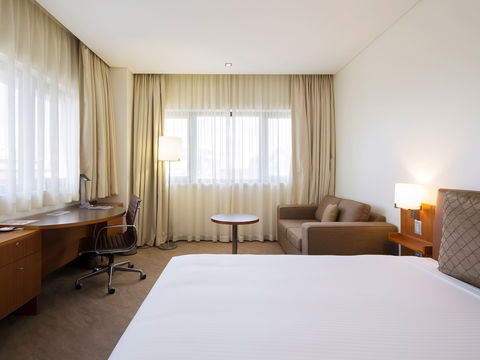 Novotel Canberra - Geraldton Accommodation 4