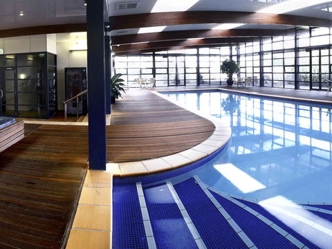 Novotel Canberra - Geraldton Accommodation 13