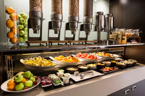 Holiday Inn Melbourne Airport - Geraldton Accommodation 10