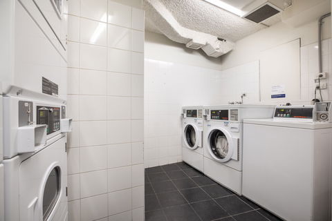 Holiday Inn Melbourne Airport - Geraldton Accommodation 17