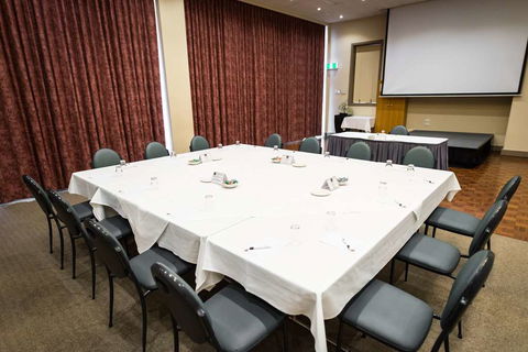 Best Western Airport Motel & Conv Ctr - Geraldton Accommodation 9