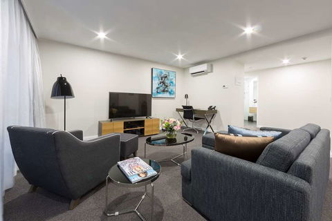 Avenue Hotel Canberra - Geraldton Accommodation 9