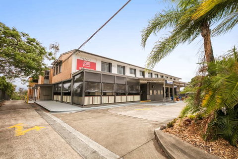 Camp Hill Hotel - Geraldton Accommodation 0
