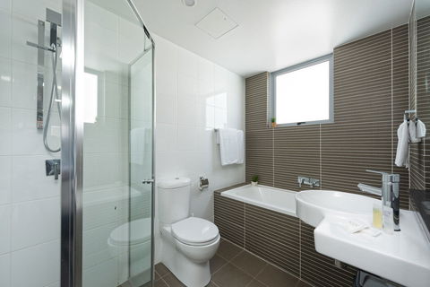 Astra Apartments North Sydney - Geraldton Accommodation 1
