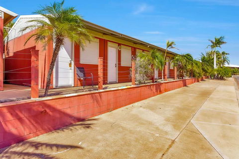 Econo Lodge Karratha - Geraldton Accommodation 5