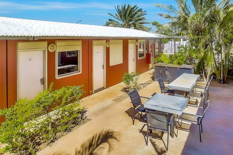Econo Lodge Karratha - Geraldton Accommodation 13