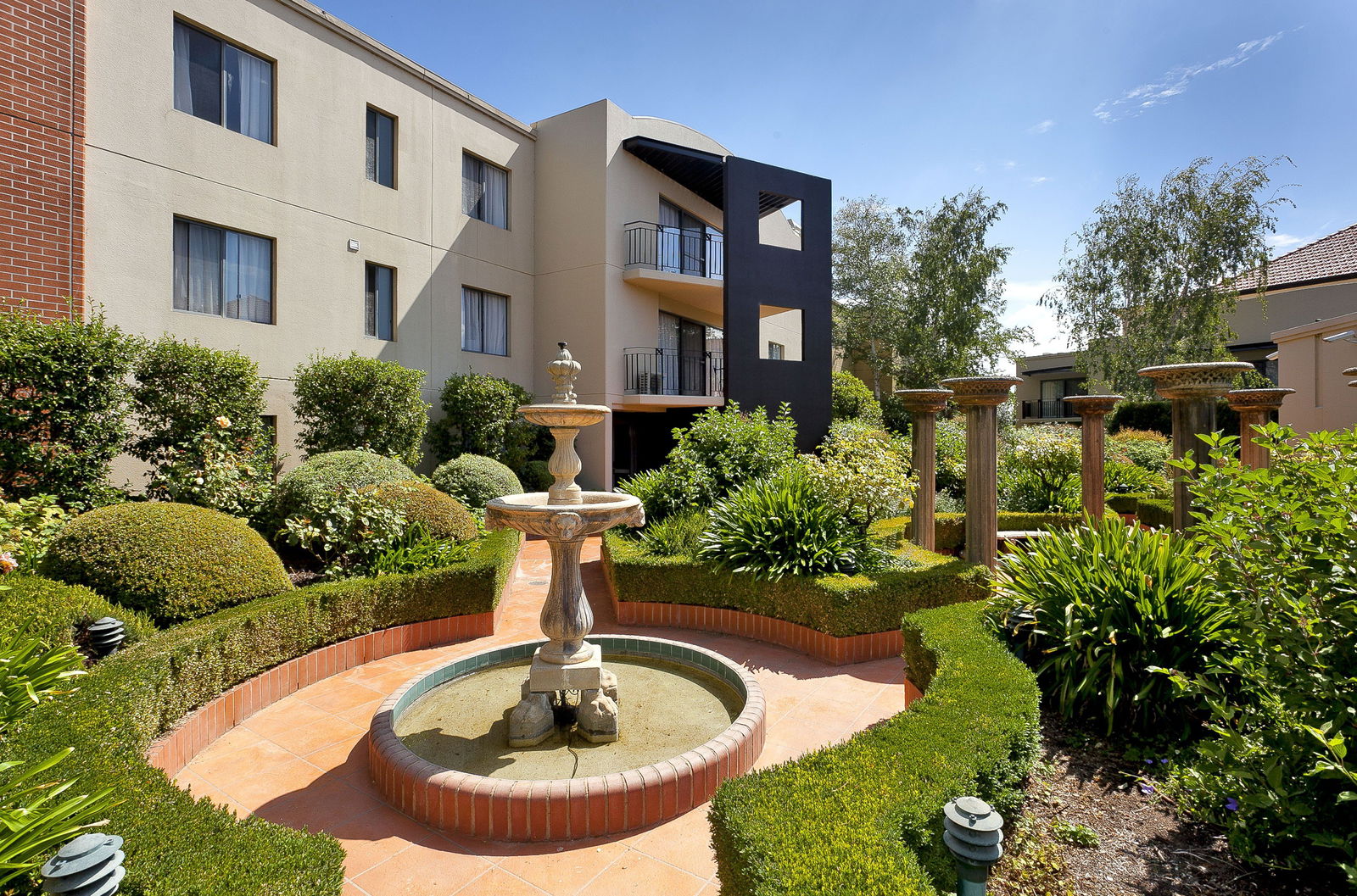 Kingston ACT Geraldton Accommodation