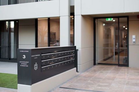 Knightsbridge Canberra - Geraldton Accommodation 2