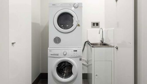 Knightsbridge Canberra - Geraldton Accommodation 4
