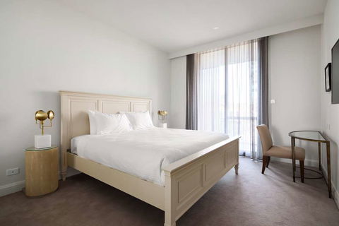 Knightsbridge Canberra - Geraldton Accommodation 6
