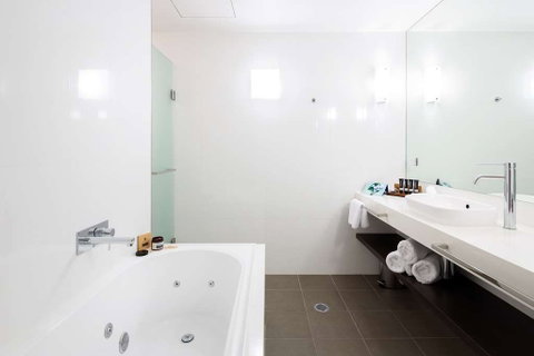 East Hotel - Geraldton Accommodation 14