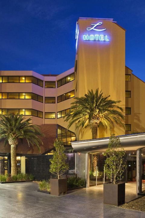 The Lakes Resort Hotel - Geraldton Accommodation 0