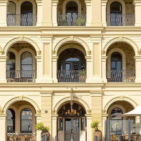 Largs Pier Hotel - Geraldton Accommodation 1