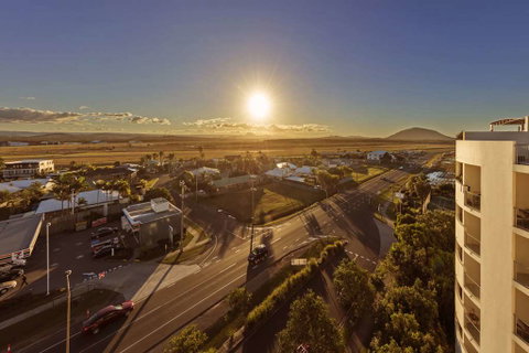 Ramada Hotel & Conf Ctr Marcoola Beach - Geraldton Accommodation 1