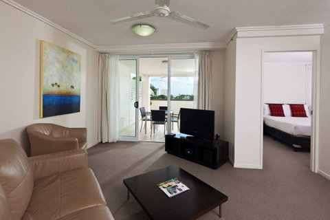 Cairns Central Plaza Apartment - Geraldton Accommodation 1