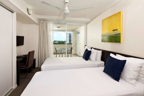 Cairns Central Plaza Apartment - Geraldton Accommodation 2