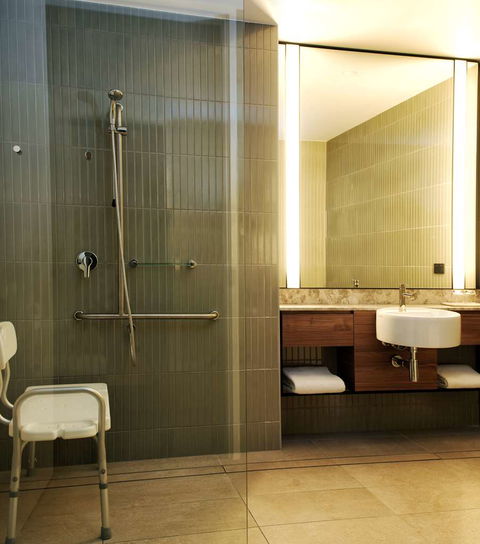 A By Adina Canberra - Geraldton Accommodation 9