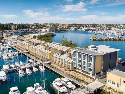 Be Fremantle Serviced Apartments - Geraldton Accommodation 0