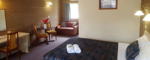Hepburn Springs Motor Inn - Geraldton Accommodation 1