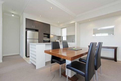 Zappeion Apartments - Geraldton Accommodation 1