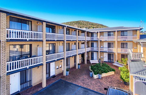 Albany Motel & Apartments - Geraldton Accommodation 2