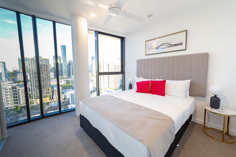 Arise Brisbane One - Geraldton Accommodation 1