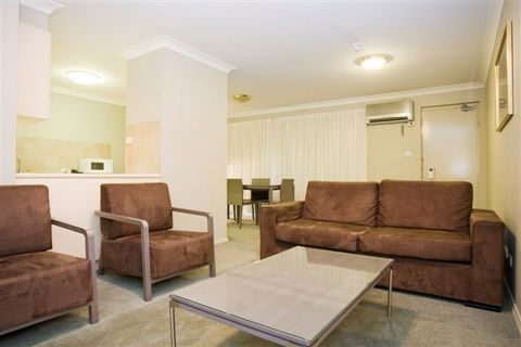 Pinnacle Apartments - Geraldton Accommodation 2