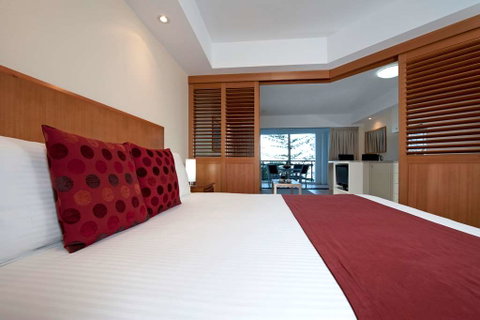 Ramada Resort Golden Beach - Geraldton Accommodation 8