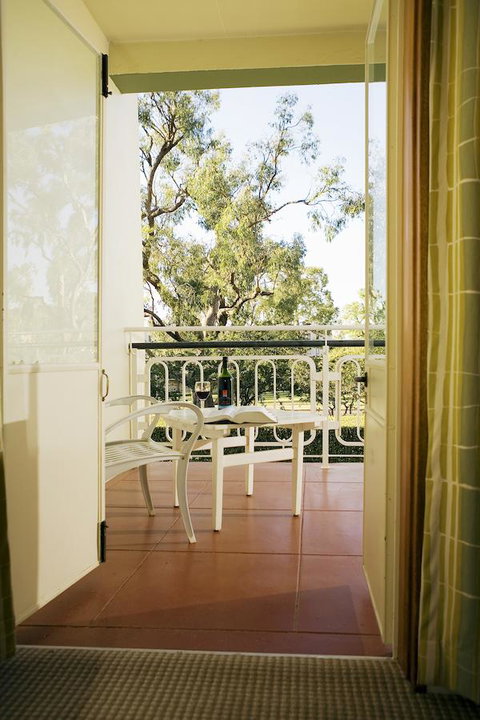University House - ANU - Geraldton Accommodation 16