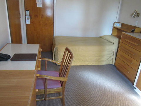 University House - ANU - Geraldton Accommodation 43
