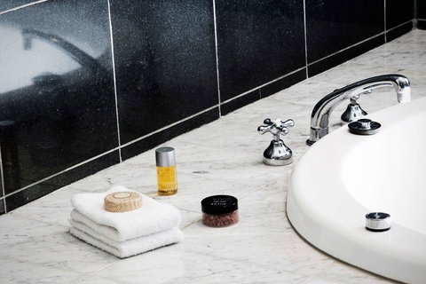 Hyatt Hotel Canberra - A Park Hyatt Hotel - Geraldton Accommodation 42