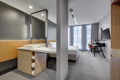 Vibe Hotel Canberra - Geraldton Accommodation 43