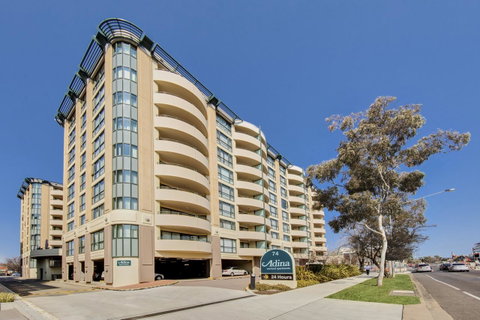 Adina Serviced Apartments Canberra James Court - Geraldton Accommodation 4