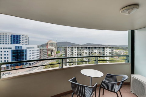 Adina Serviced Apartments Canberra James Court - Geraldton Accommodation 2