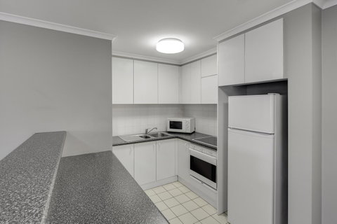 Adina Serviced Apartments Canberra James Court - Geraldton Accommodation 1