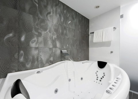 Avenue Hotel Canberra - Geraldton Accommodation 4
