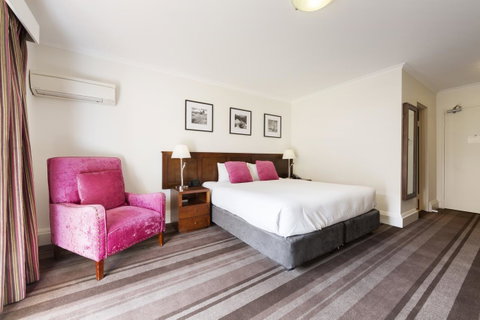 Mercure Canberra - Geraldton Accommodation 11