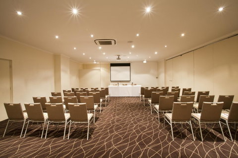 Mercure Canberra - Geraldton Accommodation 39